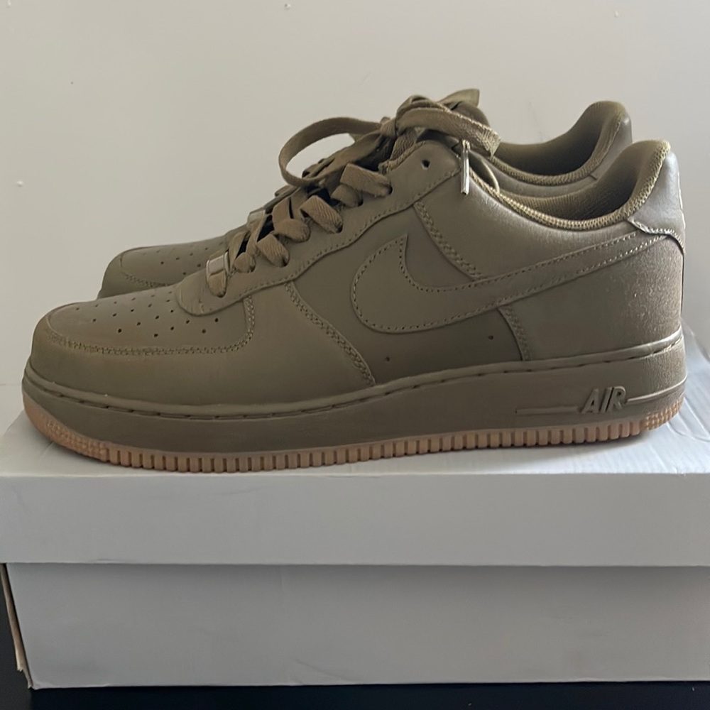 Nike Air Force 1